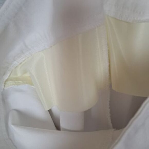 Soft Surrounding Embroidered Cuff Cropped Pull On Pants - Picture 4 of 6